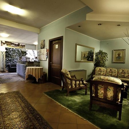 Hotel Nastro Azzurro Monguzzo Exterior photo